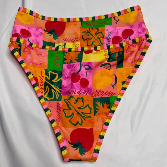 Beach Riot Carlotta Fruits Swimsuit Bathing Suit Bikini BOTTOMS Size XS - Picture 5 of 9